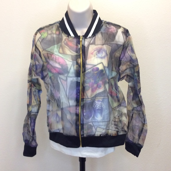 Blush - Picture 1 of 2